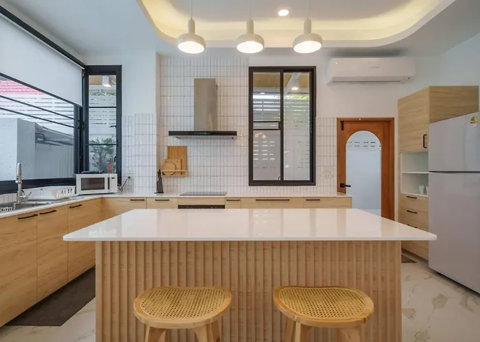 Ayas Retreat - Muji Ekkamai Pool With 4 Bedrooms Bangkok