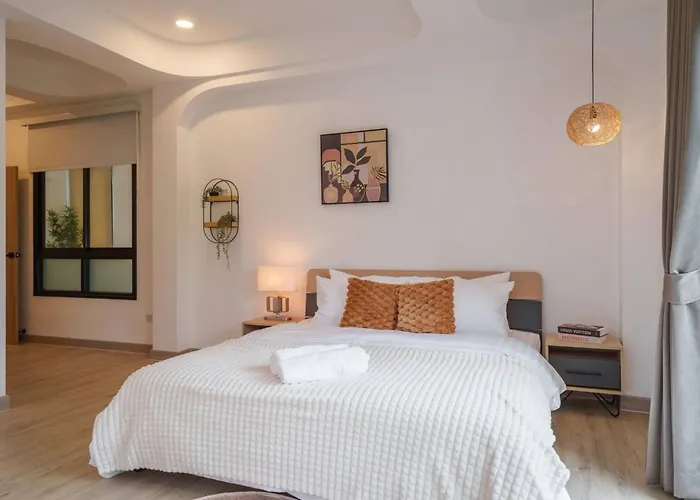 Ayas Retreat - Muji Ekkamai Pool With 4 Bedrooms Villa