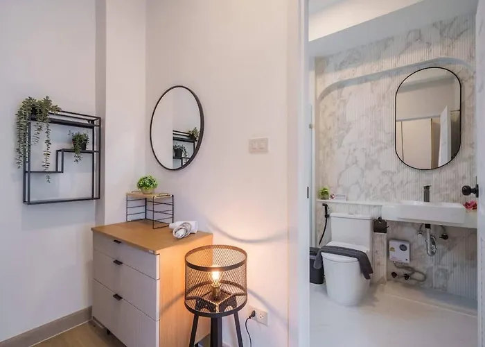 Ayas Retreat - Muji Ekkamai Pool With 4 Bedrooms * Bangkok
